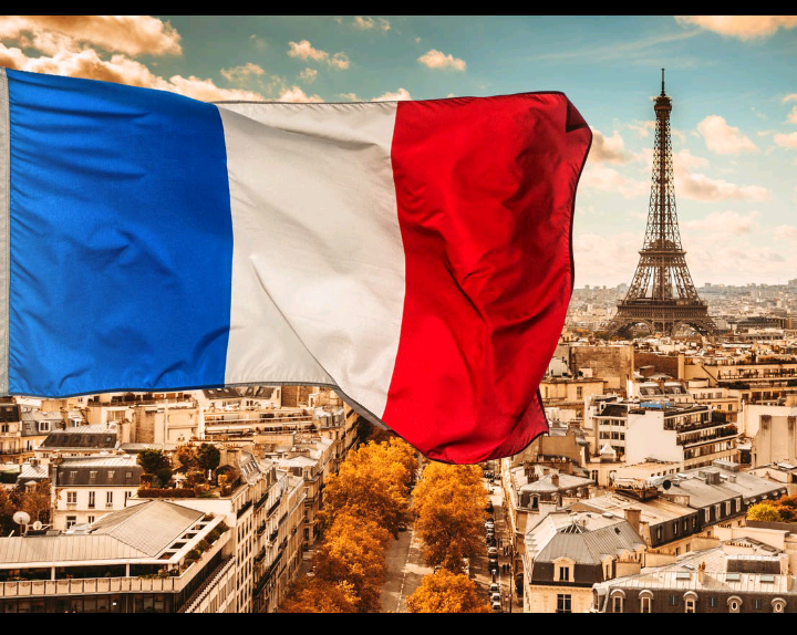 فرصة للعمل بفرنسا لمتحدث اللغة العربية